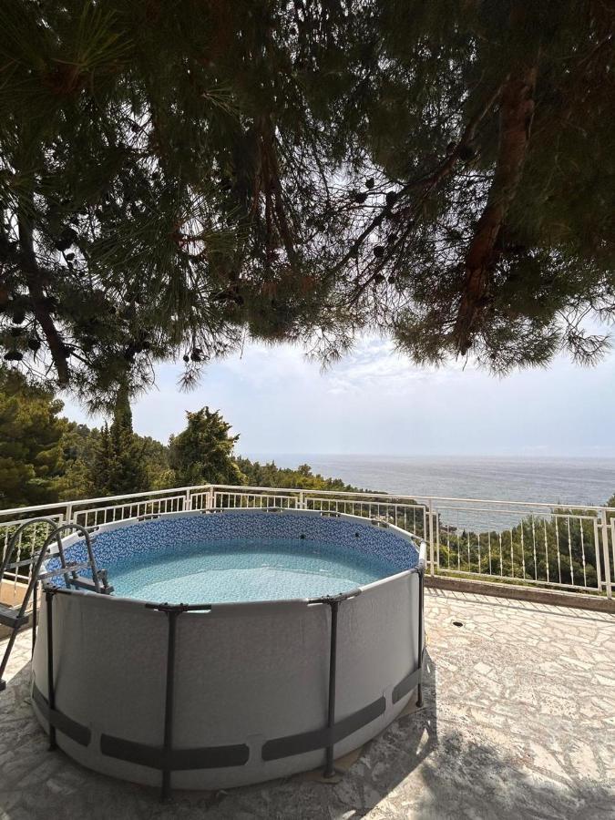 Apartments Nautilus Улцин Екстериор снимка
