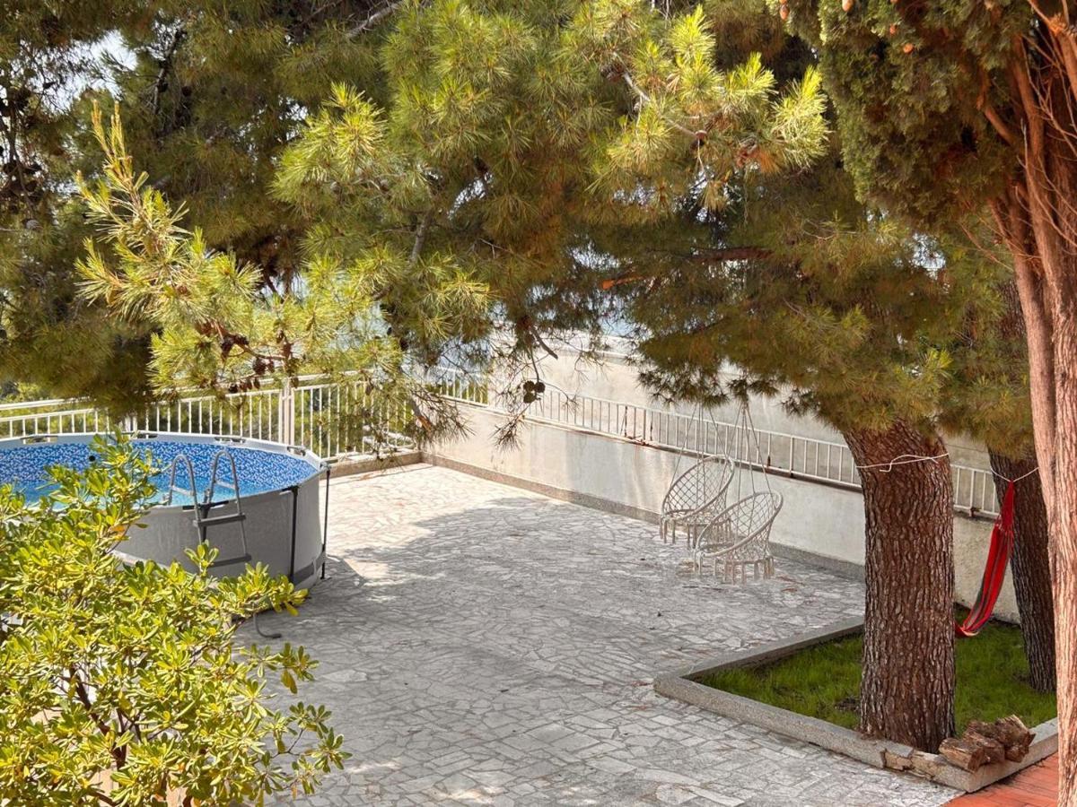 Apartments Nautilus Улцин Екстериор снимка