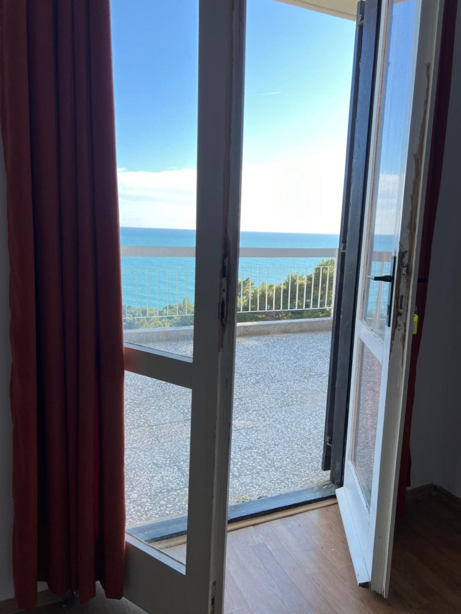 Apartments Nautilus Улцин Екстериор снимка