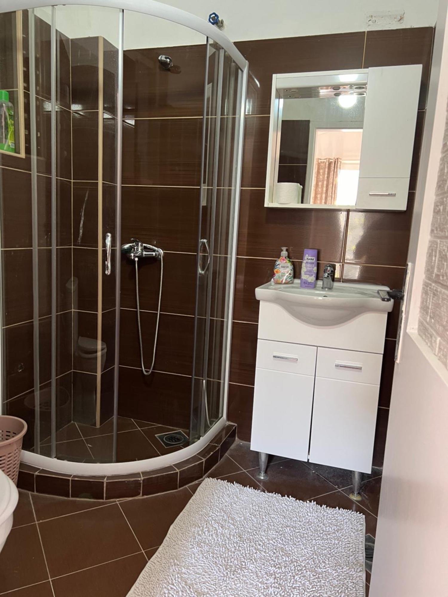 Apartments Nautilus Улцин Екстериор снимка