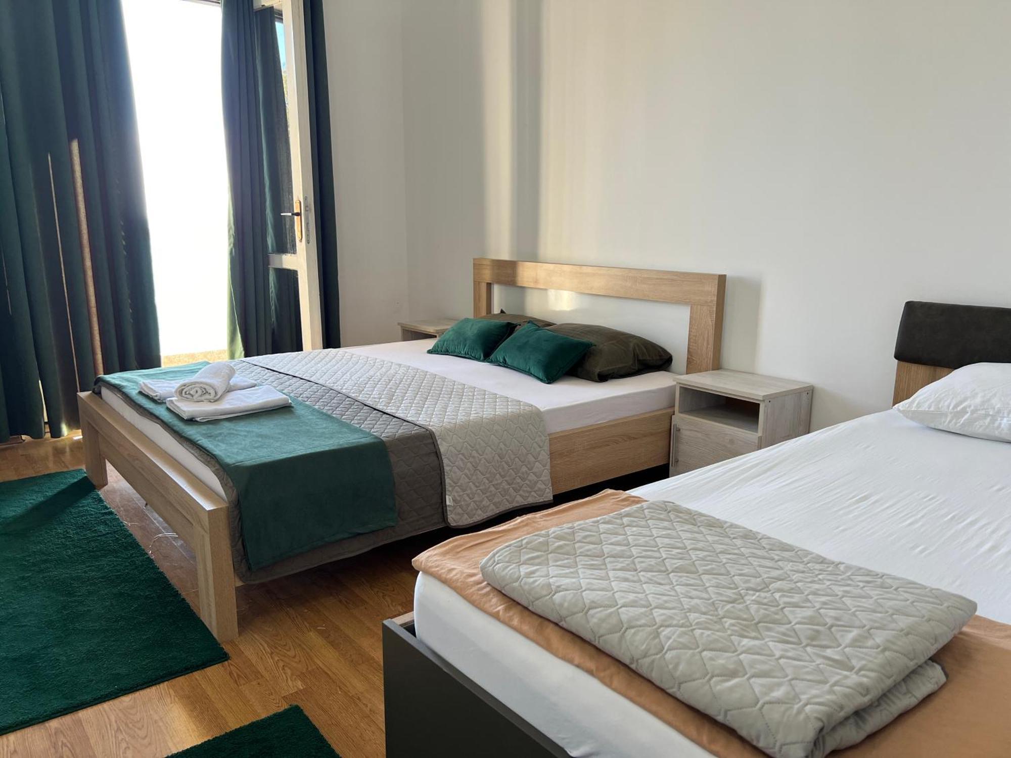 Apartments Nautilus Улцин Екстериор снимка